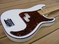 Precision slab bass body, see thru blonde nitro tortie binding&nbsp;&copy;&nbsp;2026&nbsp;42nd Street Guitars