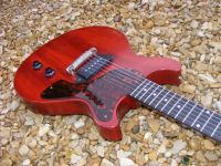 La Cadette Heritage Cherry, light fading/wear&nbsp;&copy;&nbsp;2026&nbsp;42nd Street Guitars