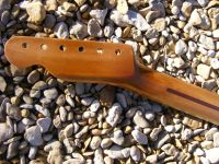 nitro tint, medium wear&nbsp;&copy;&nbsp;2026&nbsp;42nd Street Guitars